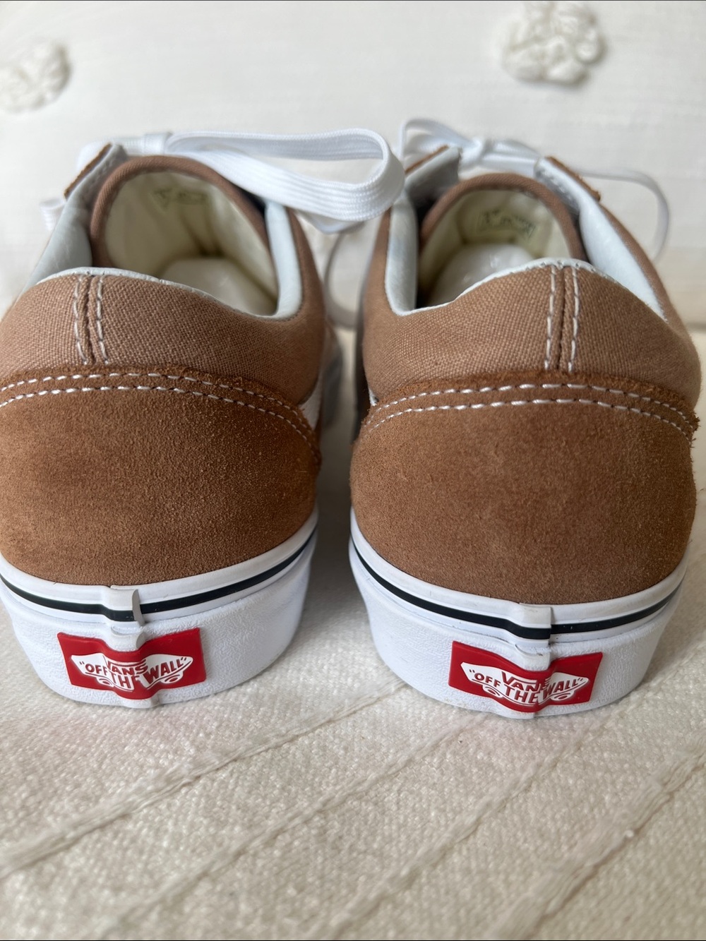 Vans Unisex Old Skool Brown Suede Low-Top Sneakers with White Side Stripe - Picture 4 of 11